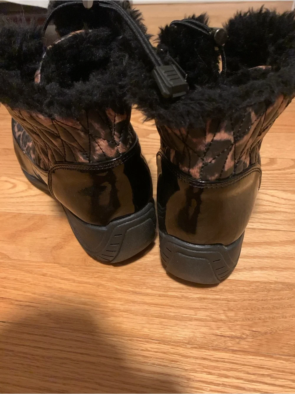 Khombu Leopard Quilted Ankle Boot with Faux Fur Trim - Black/Brown